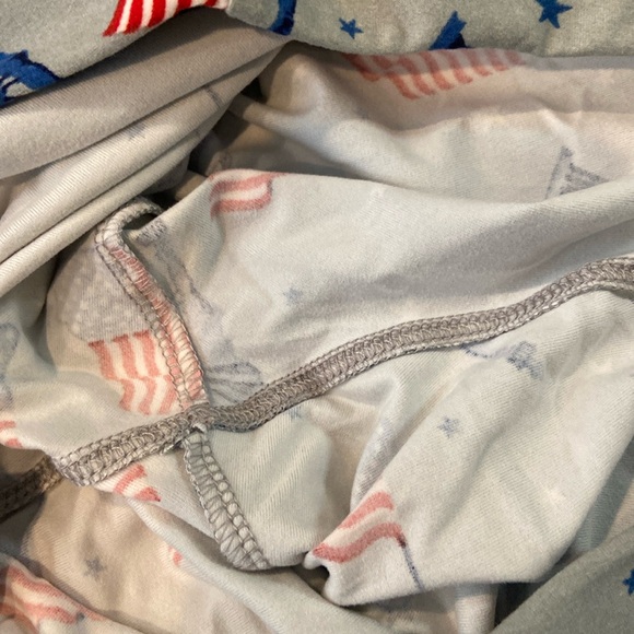 047 New TC Tall & Curvy LuLaRoe Statue of Liberty, Stars, & Flag Leggings - Picture 4 of 7